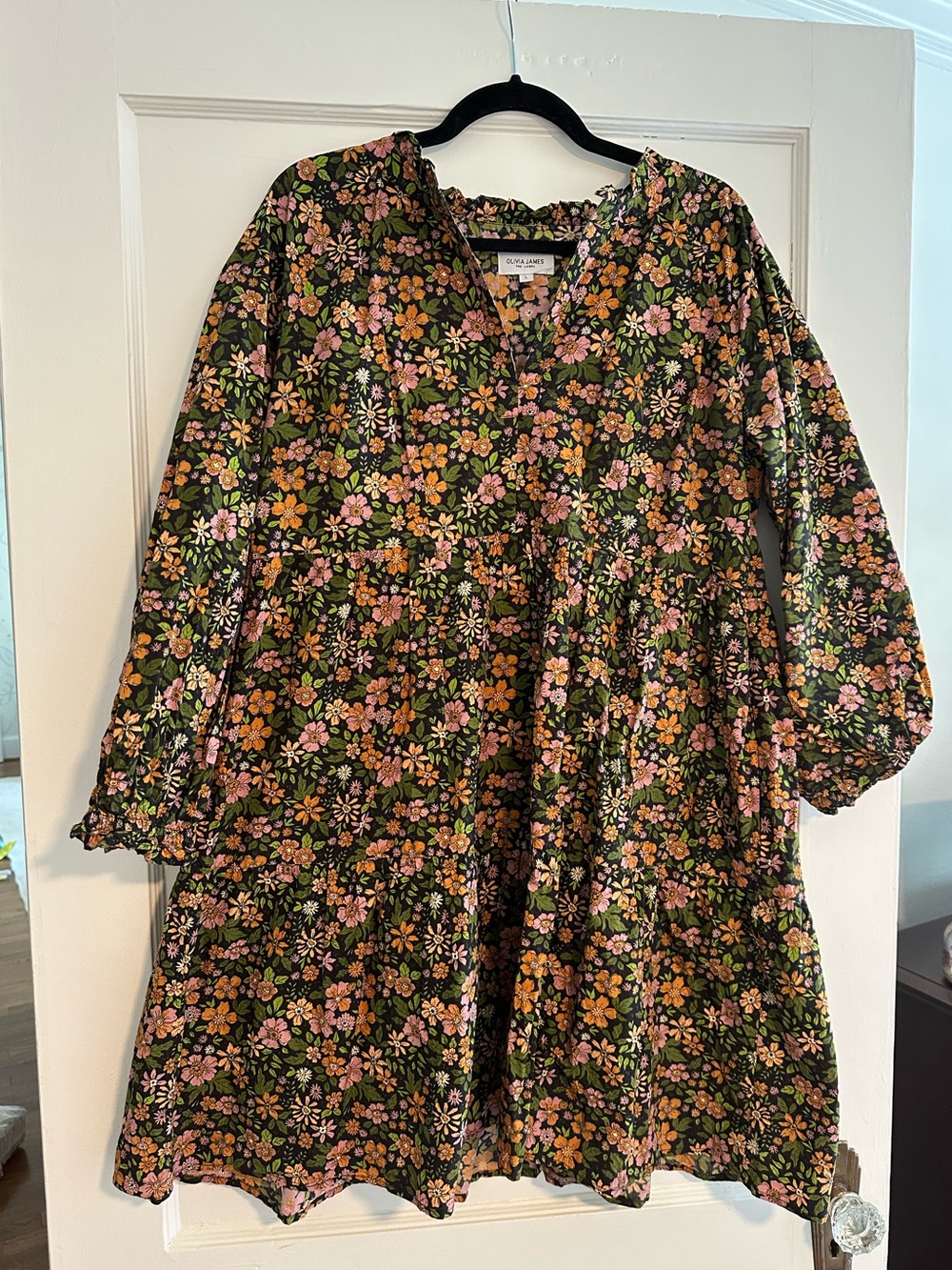 Olivia James dress size large